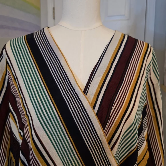 Apt 9 | Large | Striped Wrap Shirt - Picture 2 of 10